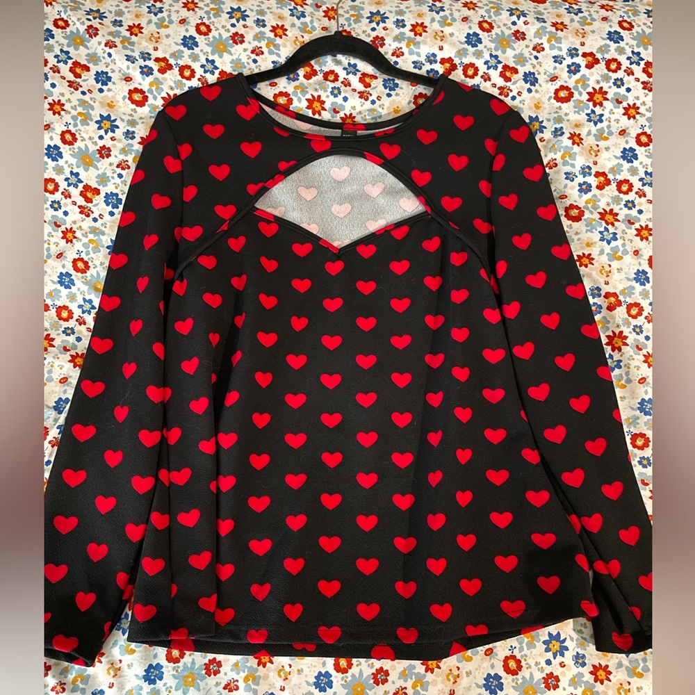 SHEIN Black and Red Peekaboo Long-Sleeved Top